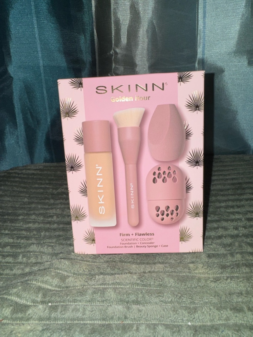 SKINN Golden Hour Foundation Set with Brush & Sponge- 7W Warm Sand